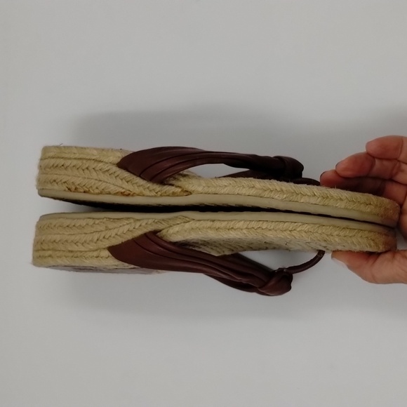 Yellow Box HTF rope woven sandals size 6.5 brown 1" heel - Picture 4 of 10